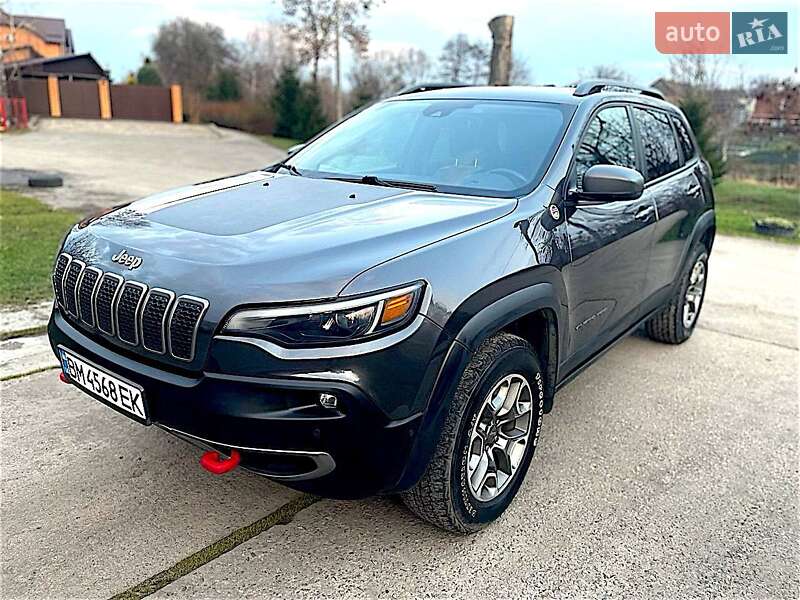 2020 jeep cherokee
