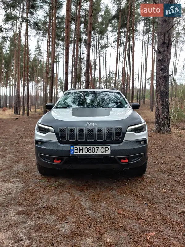 2019 jeep cherokee