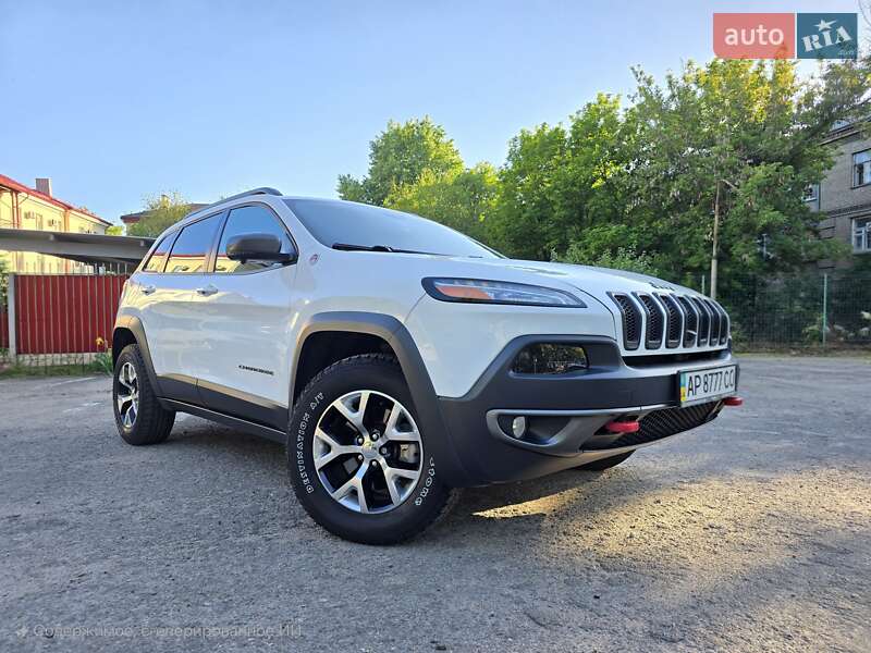 2017 jeep cherokee
