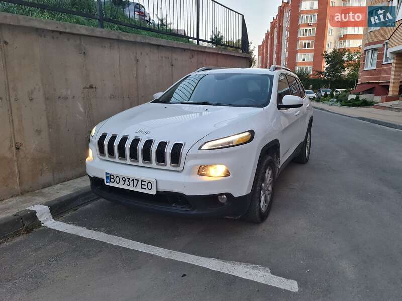 2016 jeep cherokee