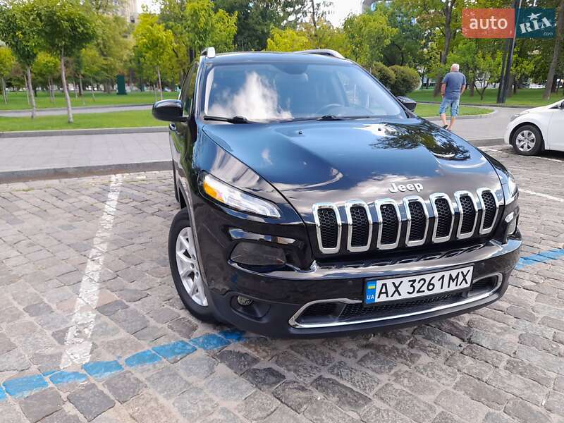 2017 JEEP Cherokee