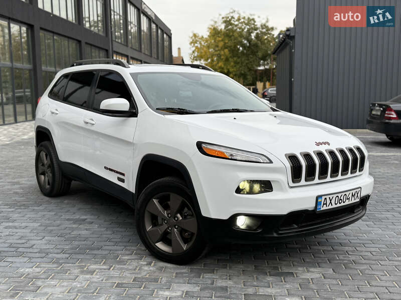 2016 jeep cherokee