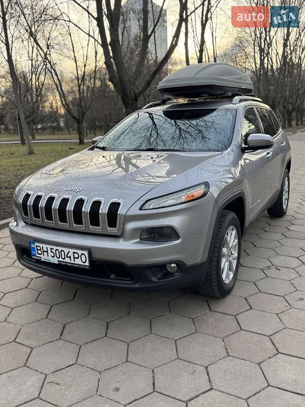 2016 jeep cherokee