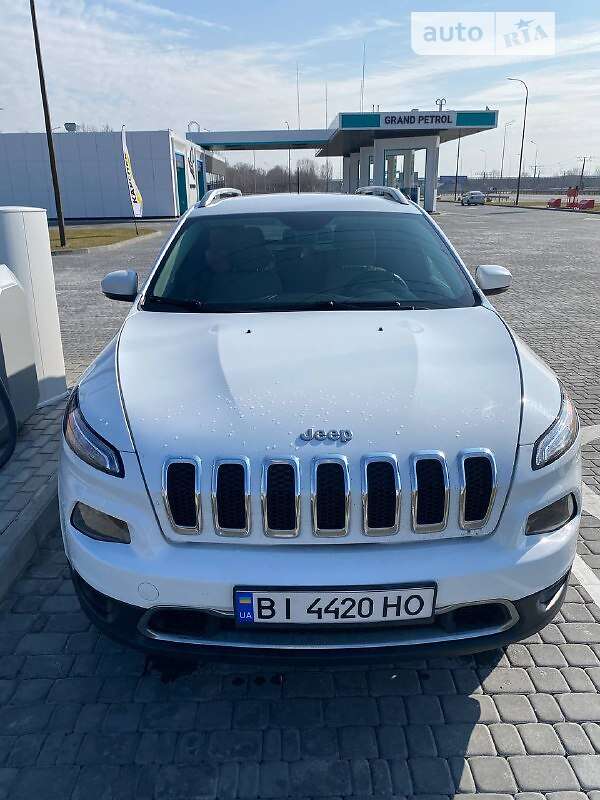 2017 jeep cherokee