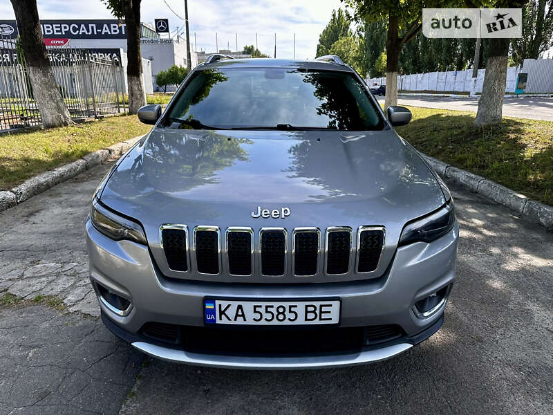 2018 jeep cherokee