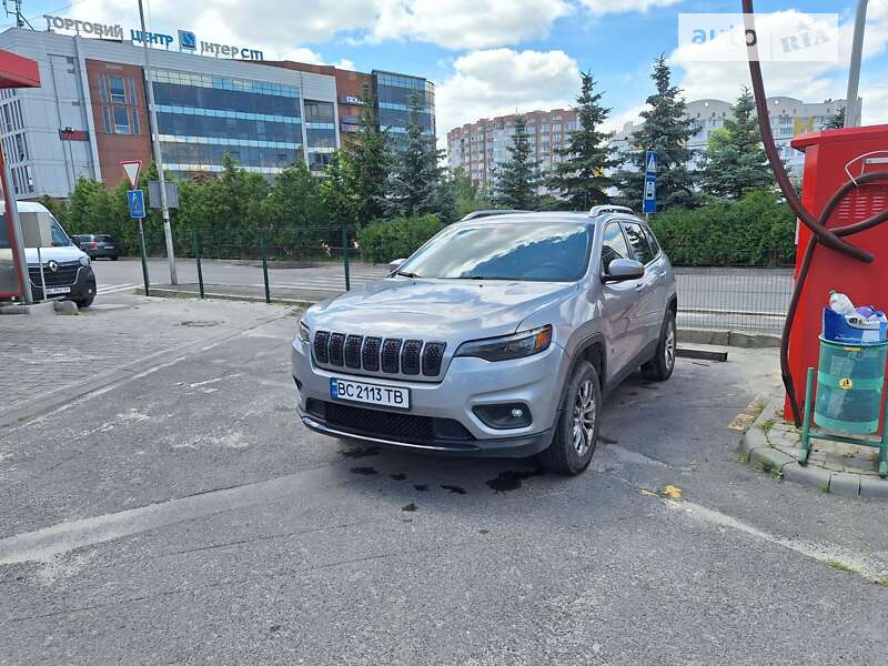 2018 jeep cherokee