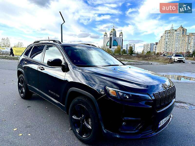 2019 jeep cherokee