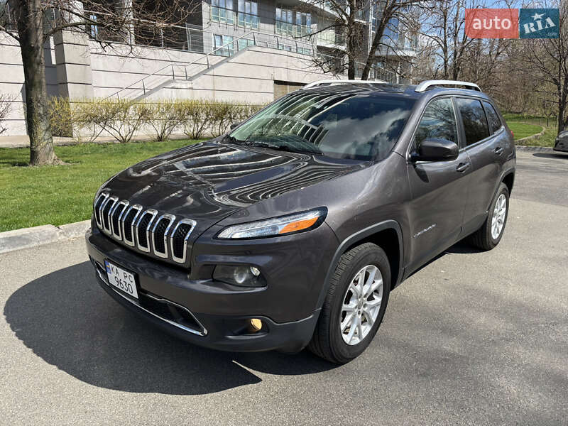 2018 JEEP Cherokee
