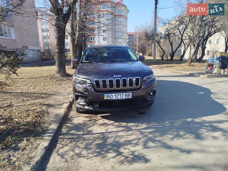2018 jeep cherokee