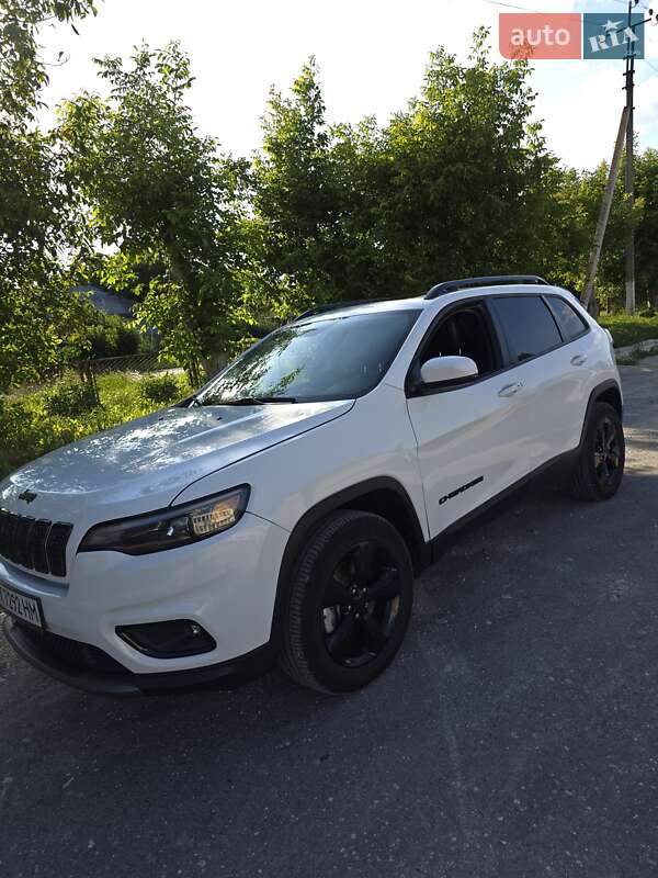 2018 jeep cherokee
