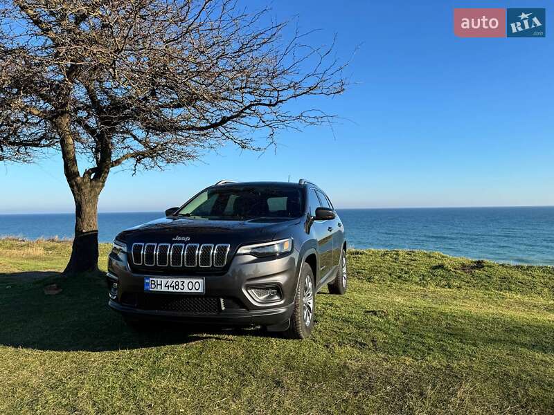 2019 jeep cherokee