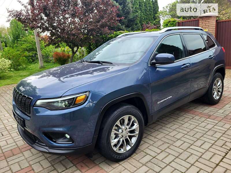 2020 jeep cherokee