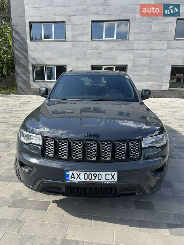2017 jeep grand cherokee