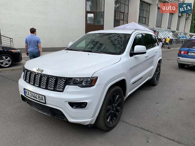 2019 jeep grand cherokee