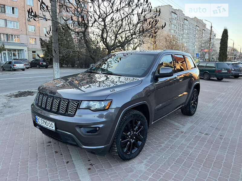 2018 jeep grand cherokee