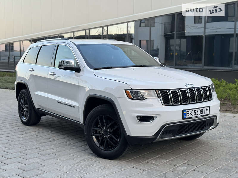 2020 jeep grand cherokee