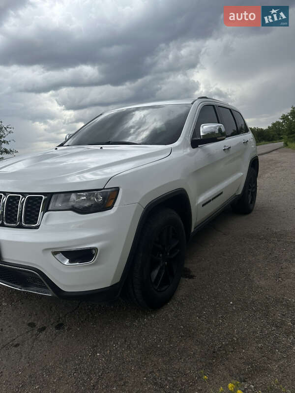 2019 jeep grand cherokee