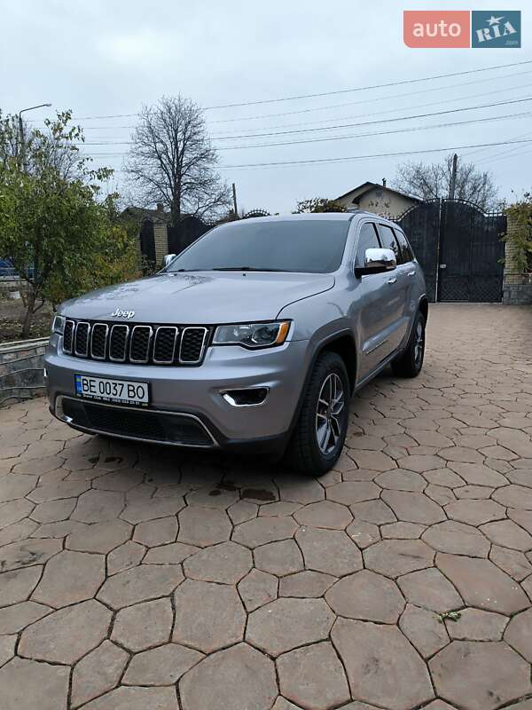 2019 jeep grand cherokee