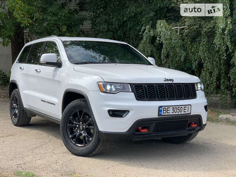 2017 jeep grand cherokee