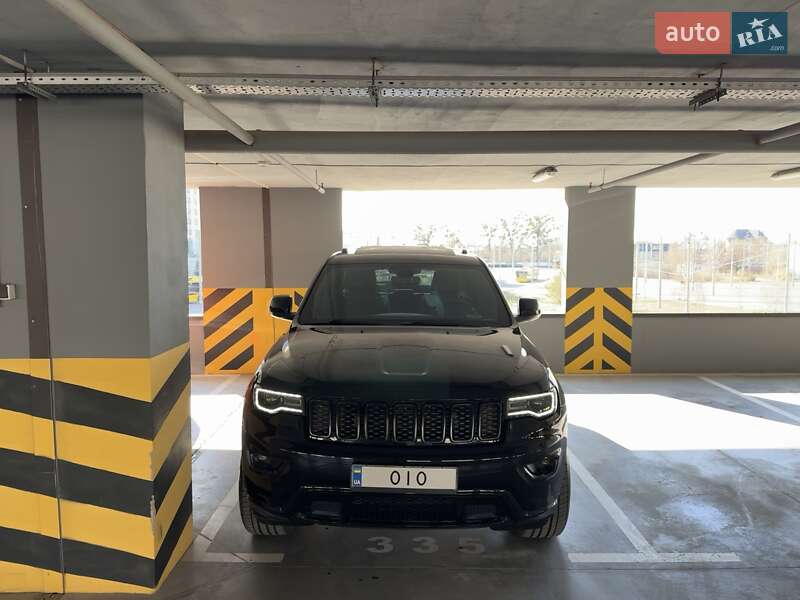 2019 jeep grand cherokee