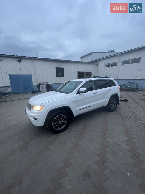 2017 jeep grand cherokee