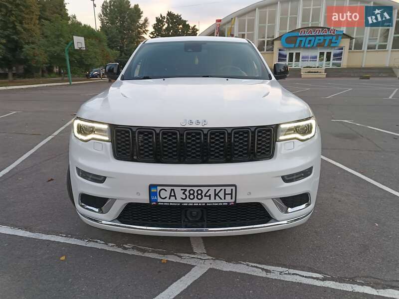 2019 jeep grand cherokee