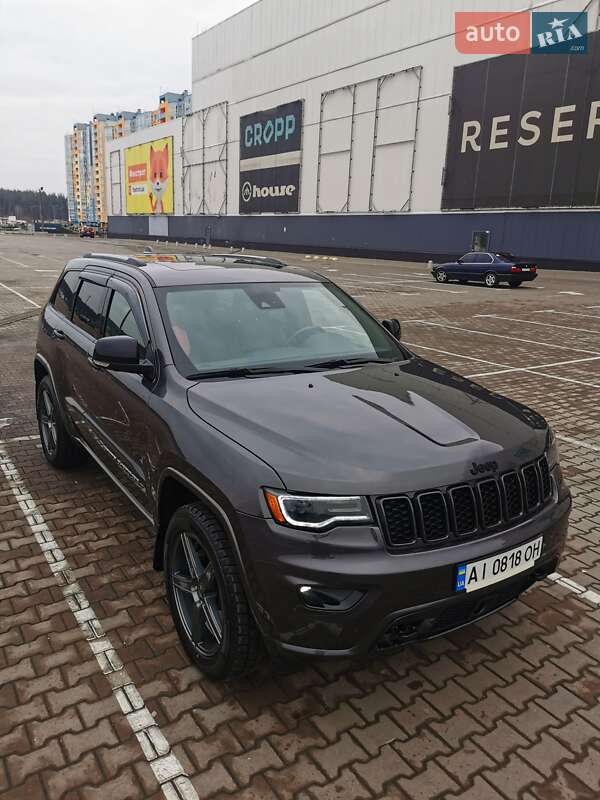 2019 jeep grand cherokee