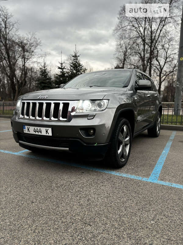2011 jeep grand cherokee