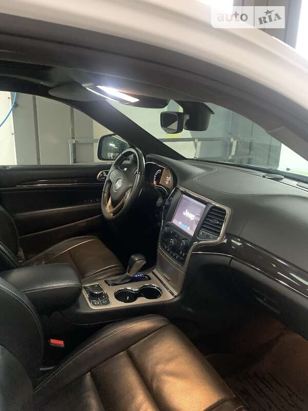 2016 jeep grand cherokee