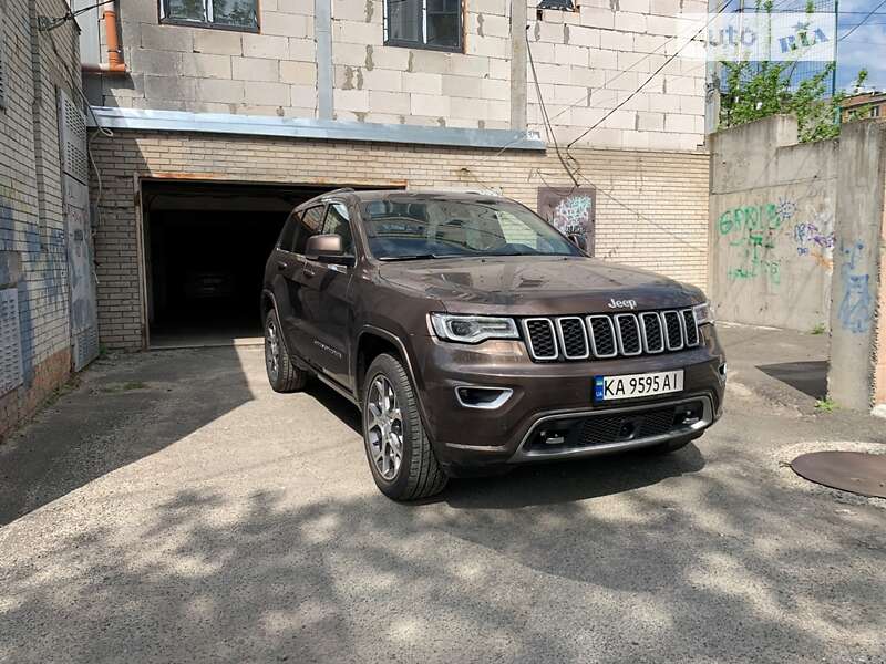 2021 jeep grand cherokee
