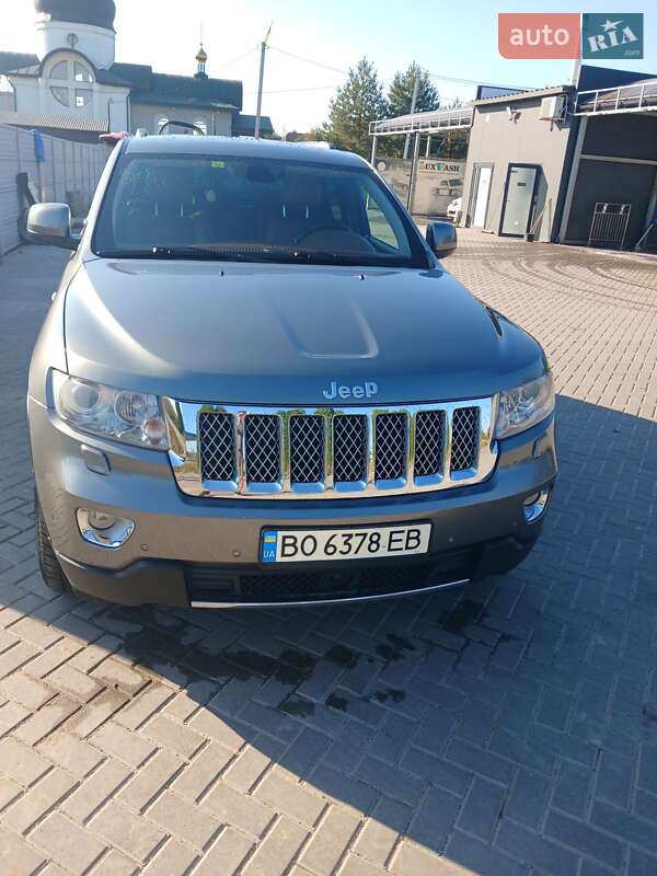 2012 jeep grand cherokee