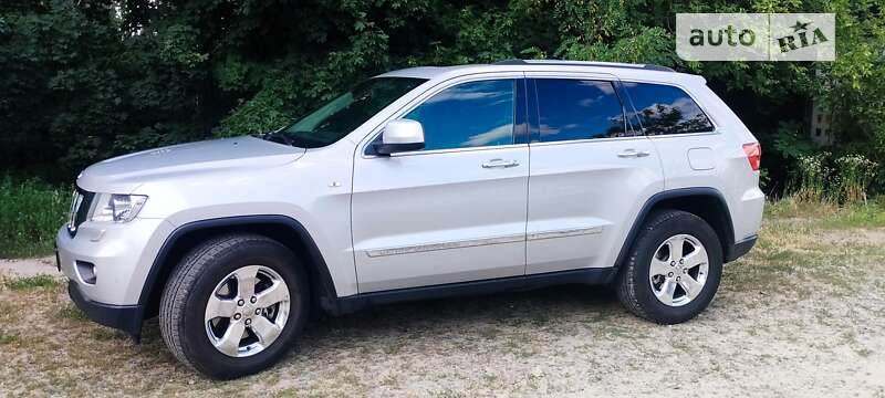 2011 jeep grand cherokee