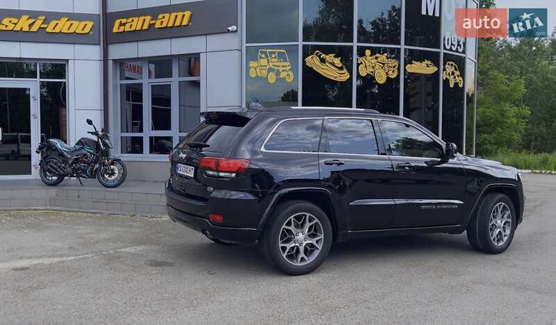 2021 jeep grand cherokee