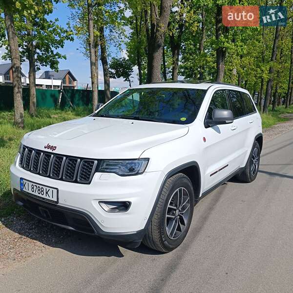 2017 jeep grand cherokee