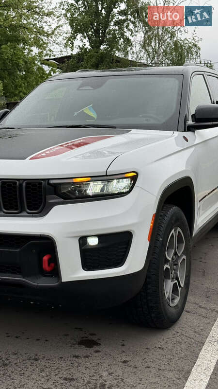 2022 jeep grand cherokee