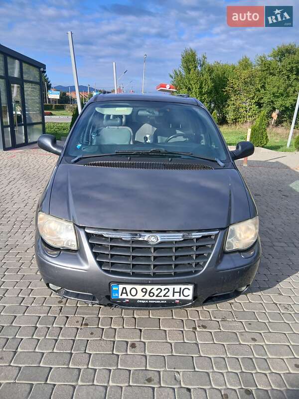 2005 chrysler voyager 3-0