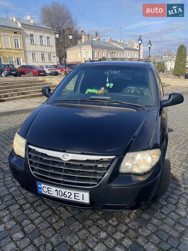 2005 chrysler voyager