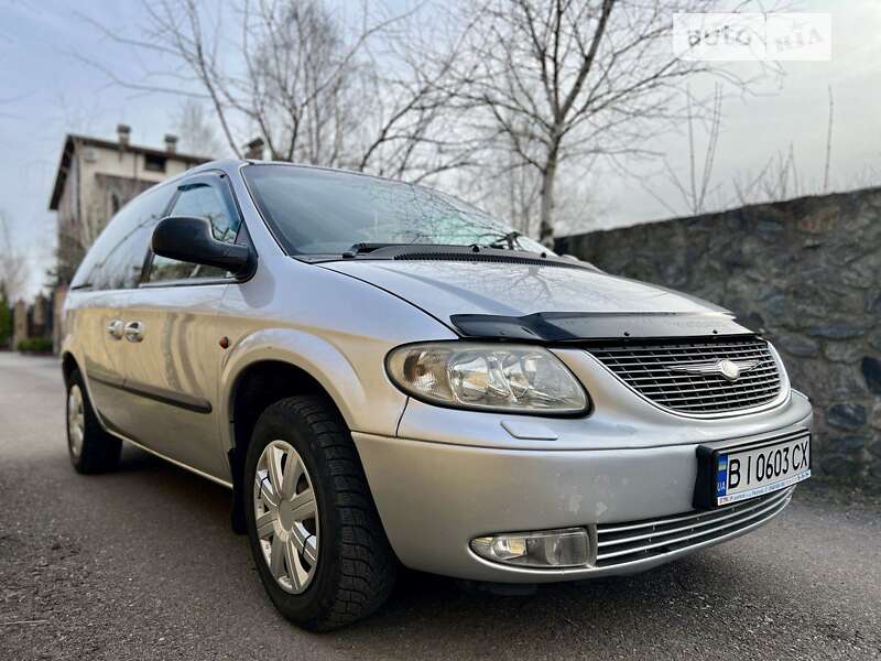 2002 chrysler voyager