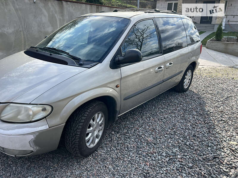 2003 chrysler voyager