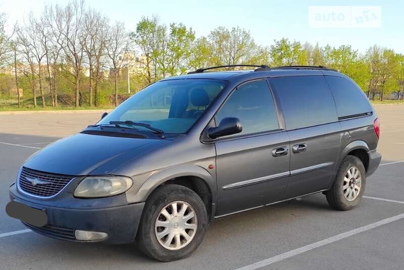 2003 chrysler voyager