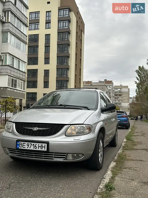2003 chrysler voyager