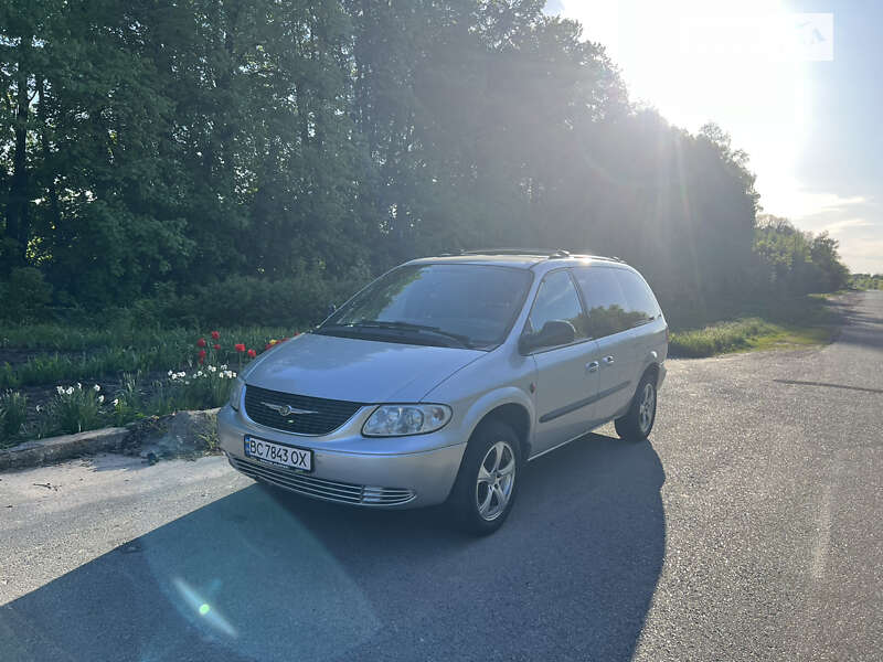 2003 chrysler gr-voyager