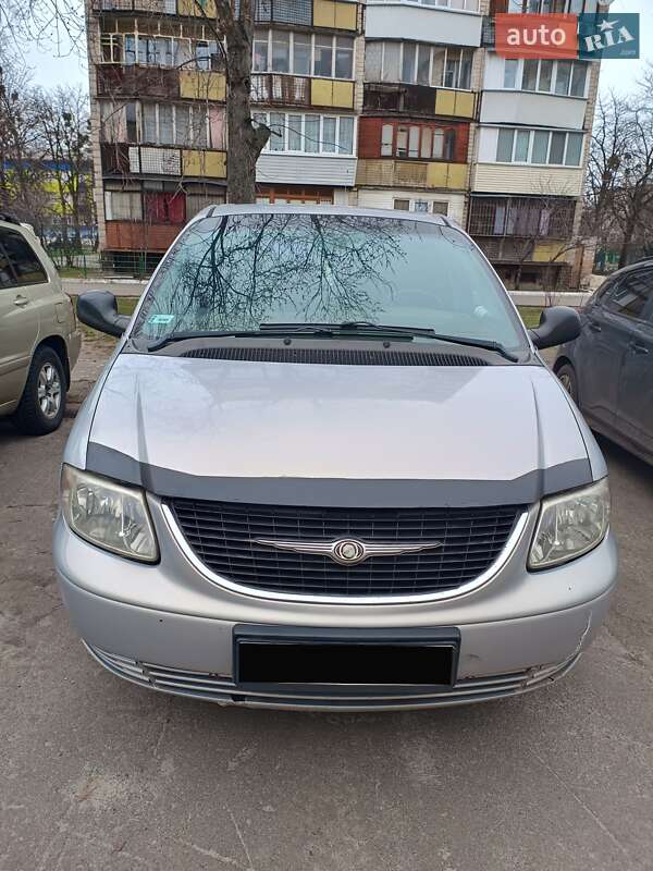 2001 chrysler gr-voyager
