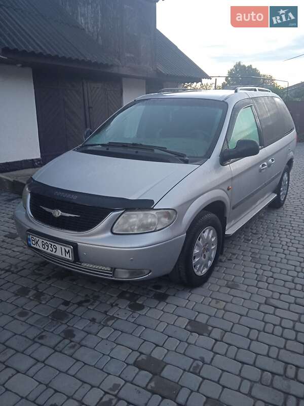 2002 dodge ram van