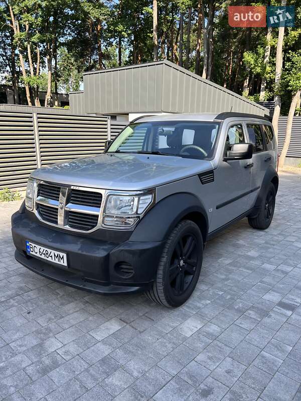 2007 dodge nitro
