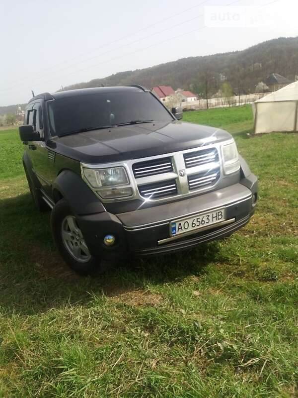 2007 dodge nitro