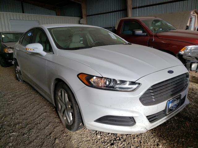 2016 ford fusion se