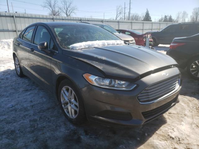 2016 ford fusion se