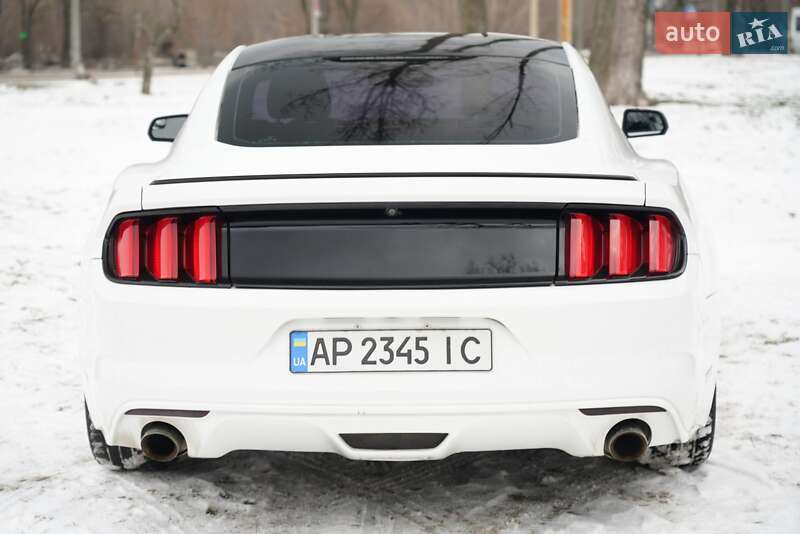 2015 ford mustang