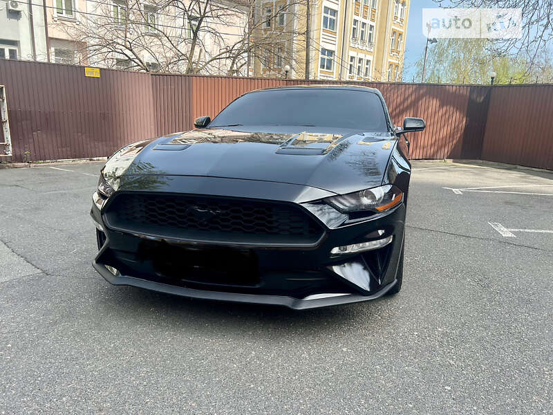 2018 ford mustang